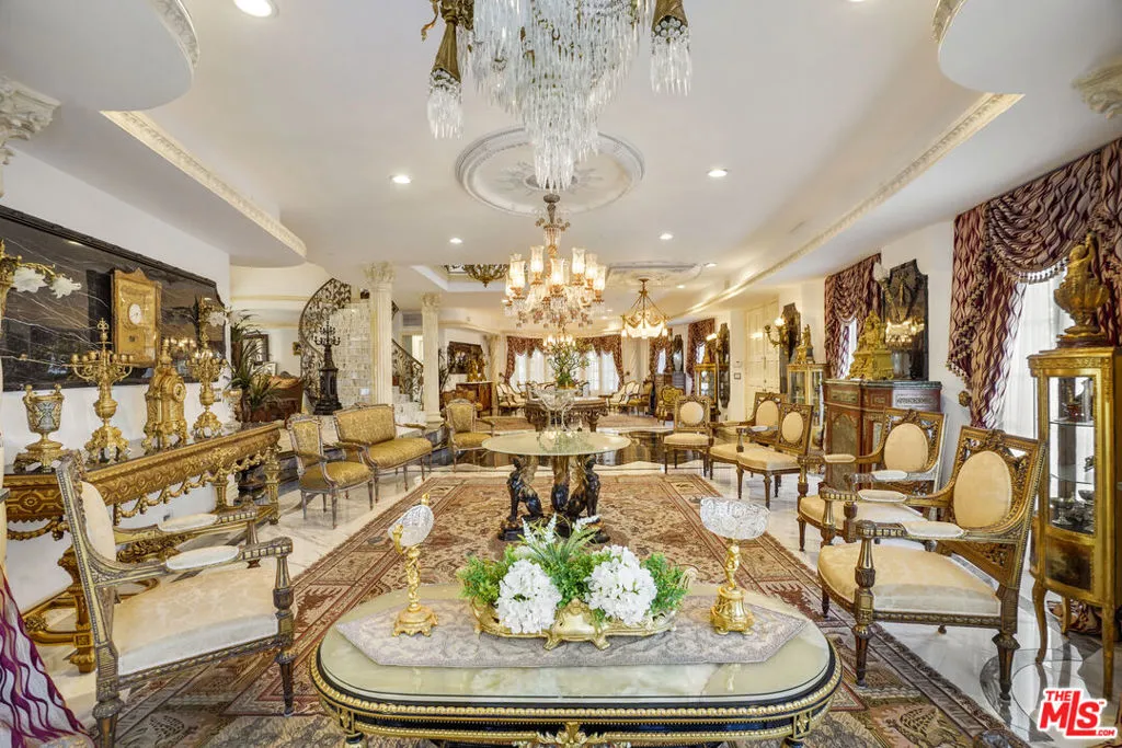 2258 Gloaming Way, Beverly Hills, California 90210 home-pic-2